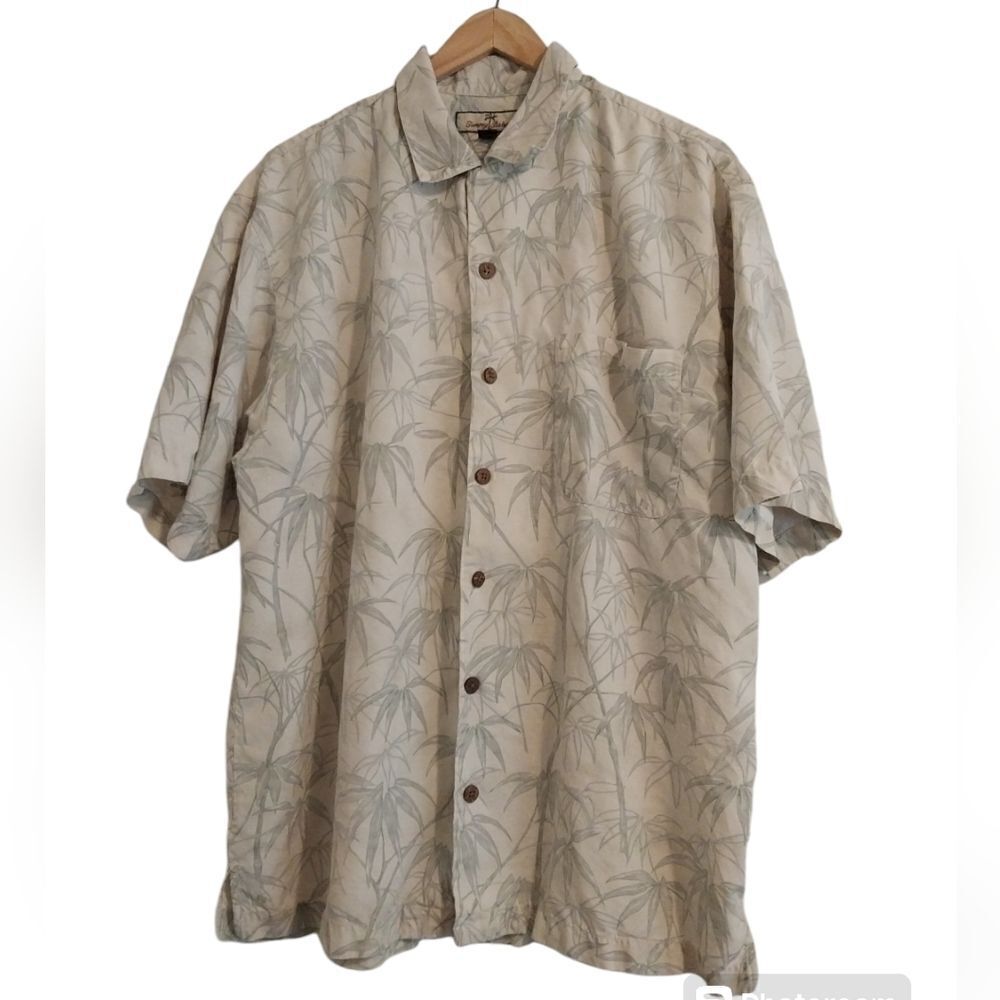 Tommy Bahama Shirt Silk size medium leafs